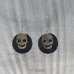 Pendientes Calavera con materiales reciclados