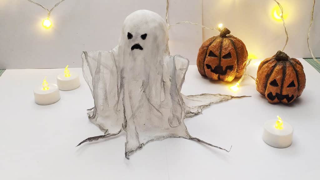 Fantasma decorativo para Halloween 👻 hecho con TELA! 🤯 Súper fácil ✨ Atunida