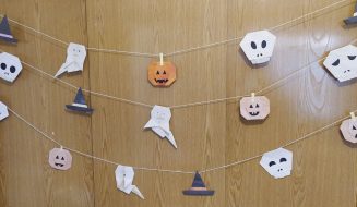 Cómo hacer una guirlanda para halloween de origami